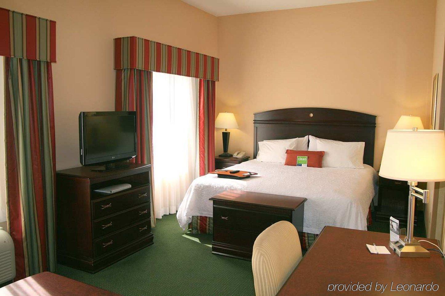 Hampton Inn & Suites Pensacola I-10 N At University Town Plaza Habitación foto